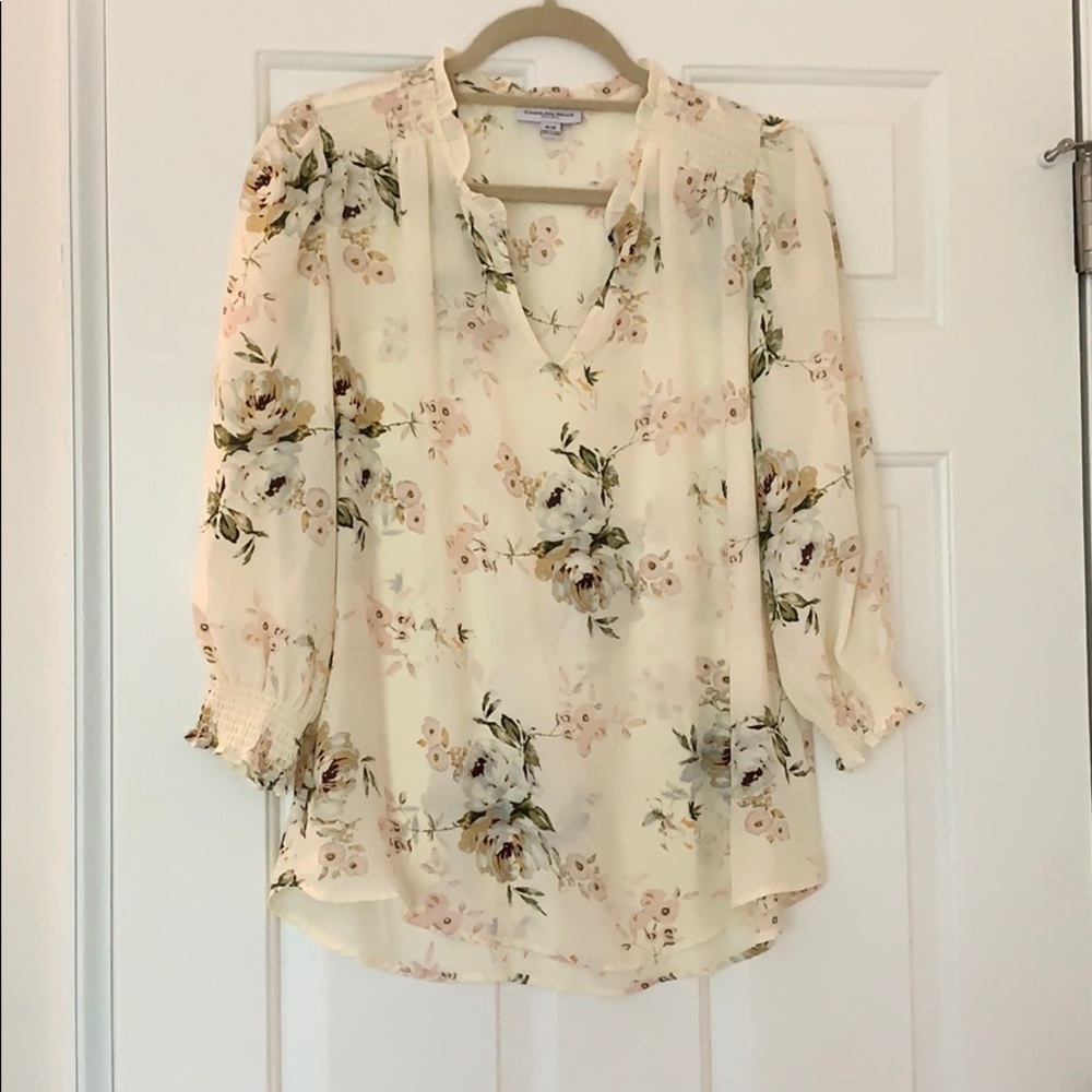 Carolina Belle floral blouse top size medium